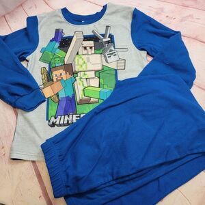 Minecraft pajamas 10/12 